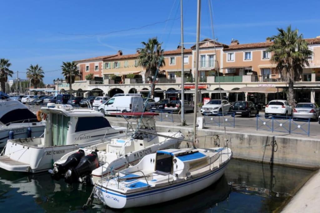 Appartement Les Terrasses Du Port Luaran gambar